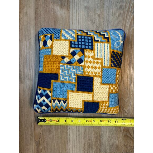 Vintage 70s Handmade‎ Bargello Needlepoint Harvest Gold Blue Throw Pillow Velour - Picture 5 of 5